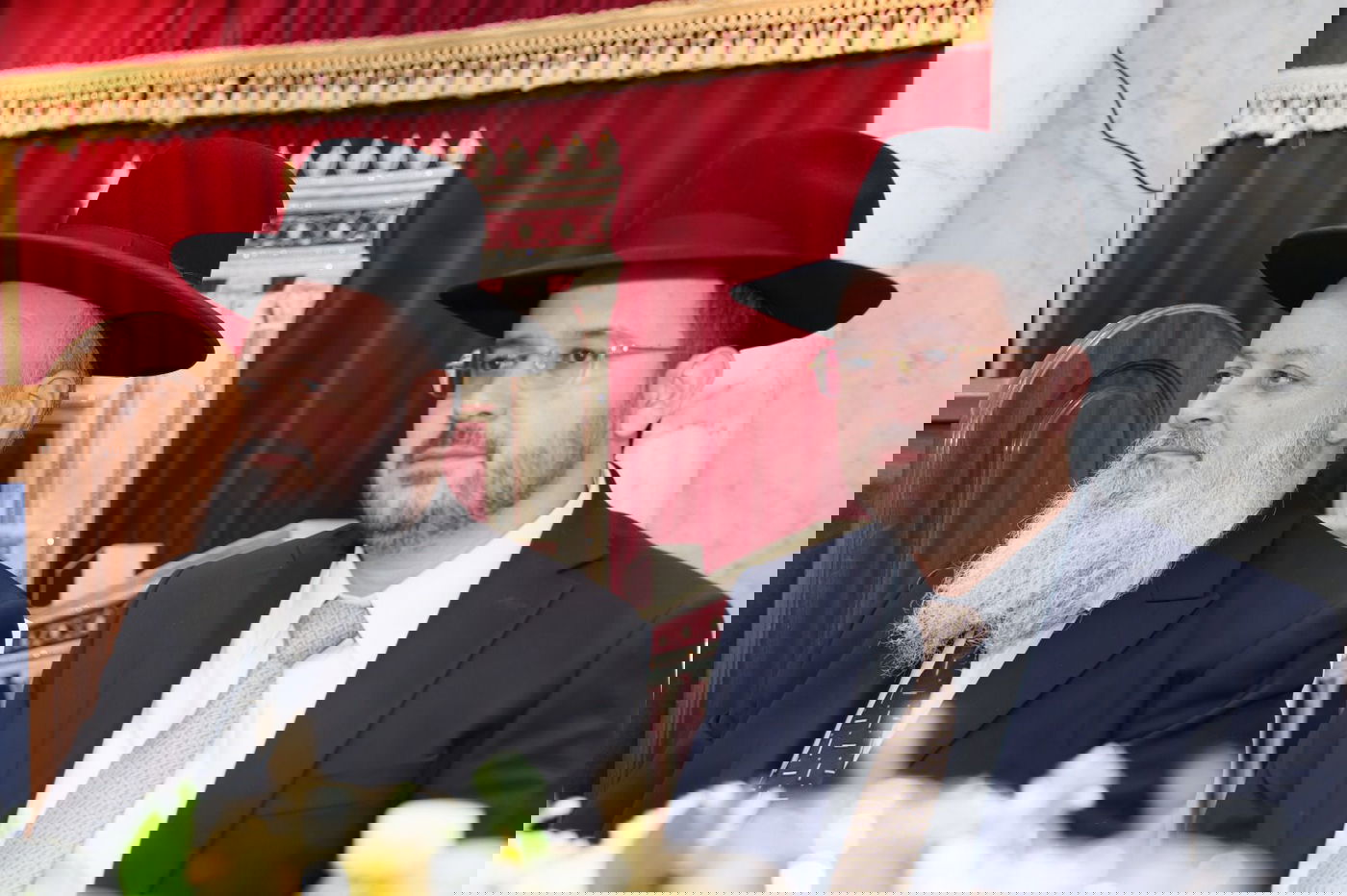 זאת חנוכה אצל הגאון רבי דניאל זר