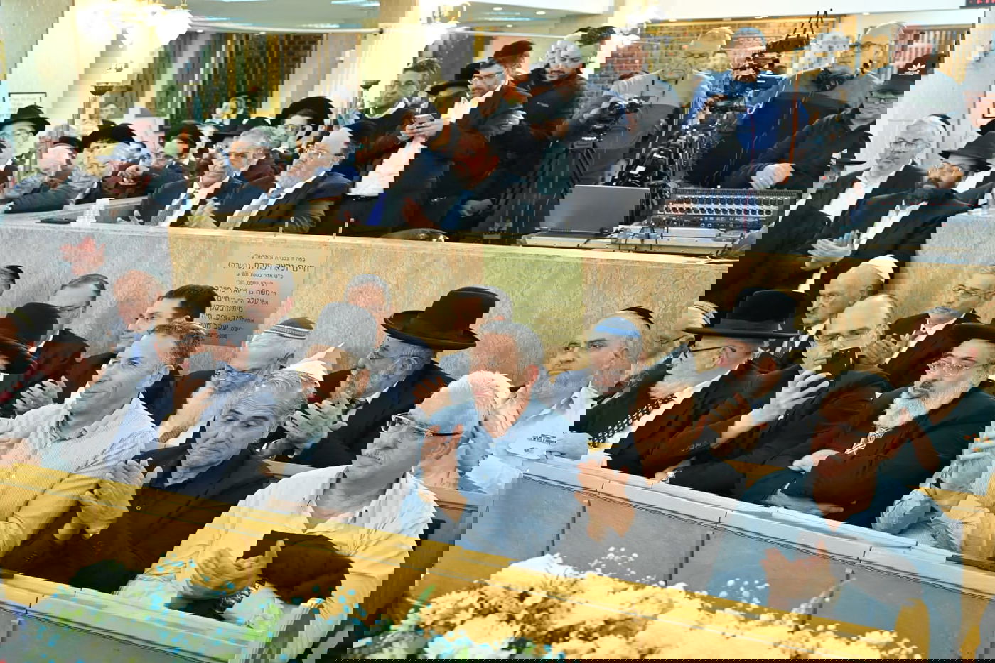 מעמד הכתרת הרב הראשי הגאון רבי קלמן בר 