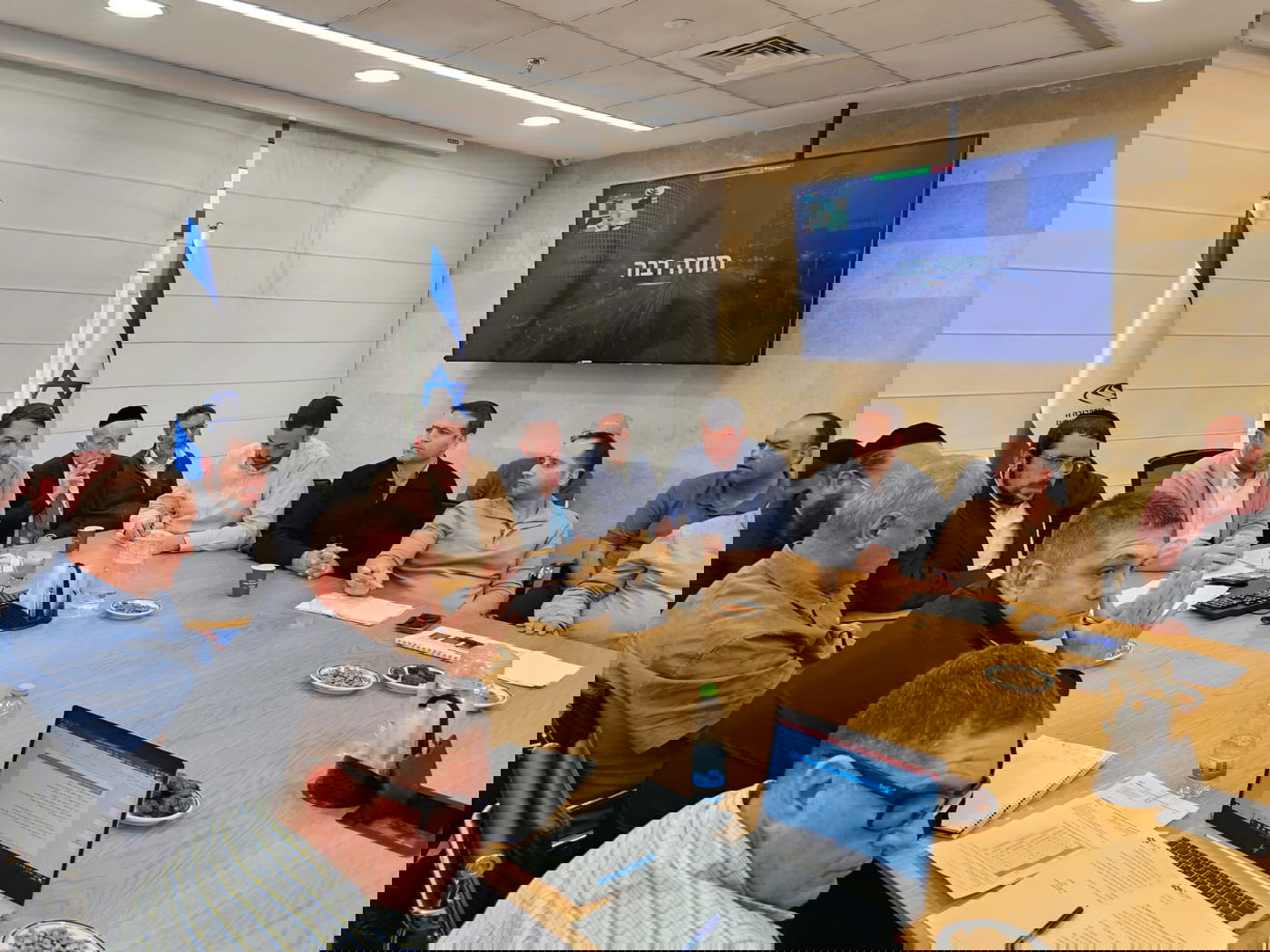 ישיבת התנעה עם הדרג המקצועי הבכיר במשרד התחבורה לקראת הילולת הרשב"י