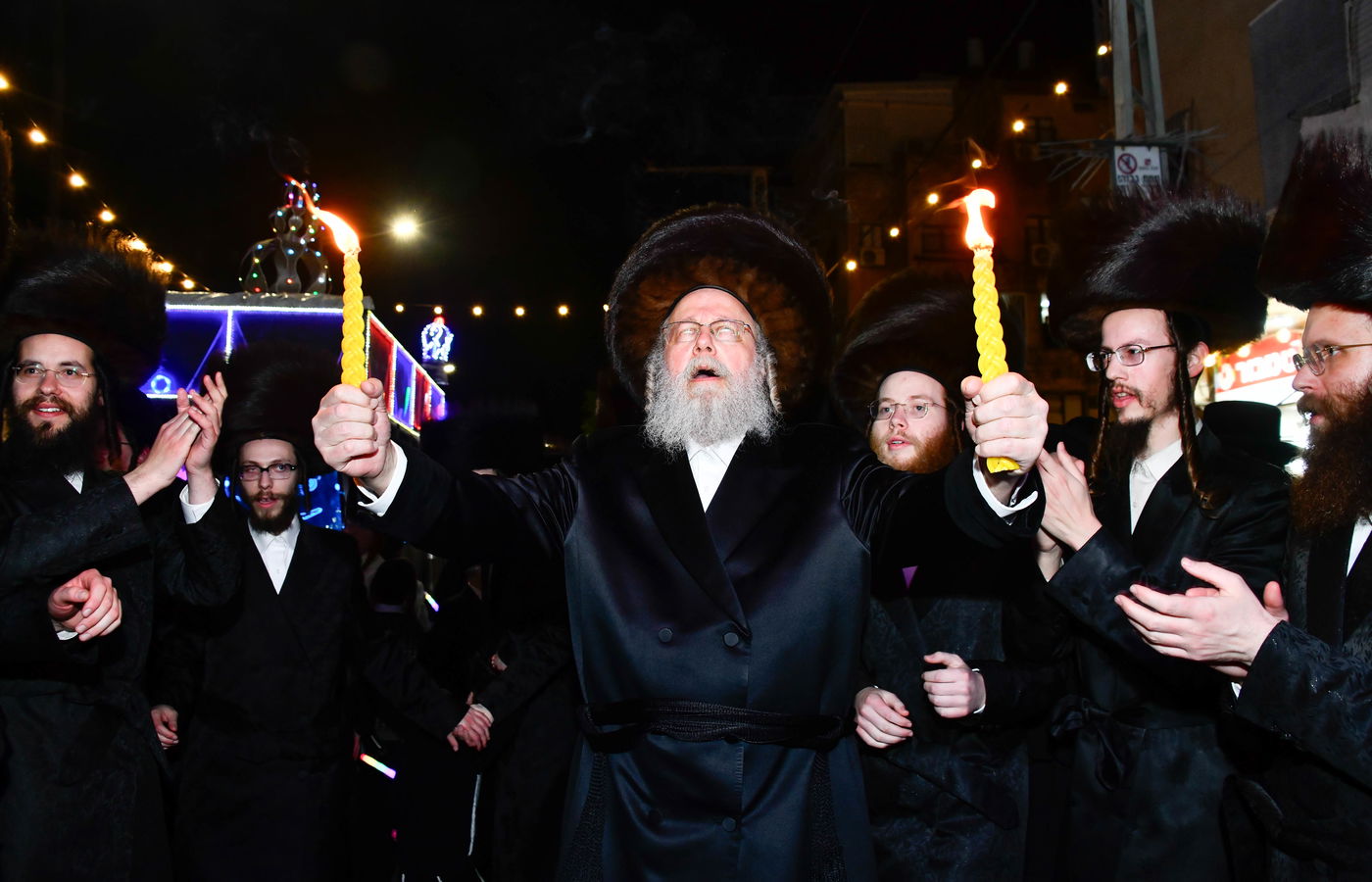 הכנסת ספר תורה לביהמ"ד ביאלה ישרי לב