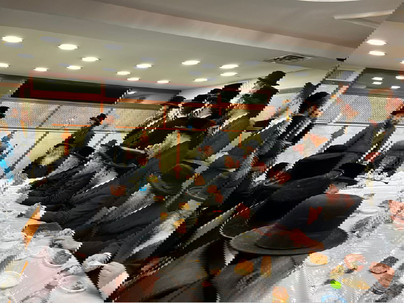 חנוכה בחצה"ק קופיטשניץ