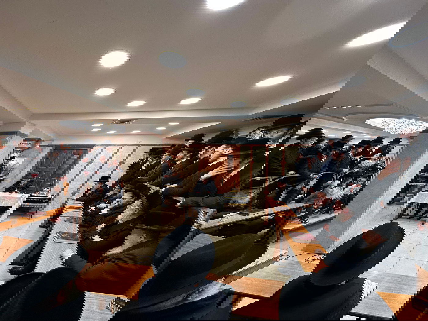 חנוכה בחצה"ק קופיטשניץ