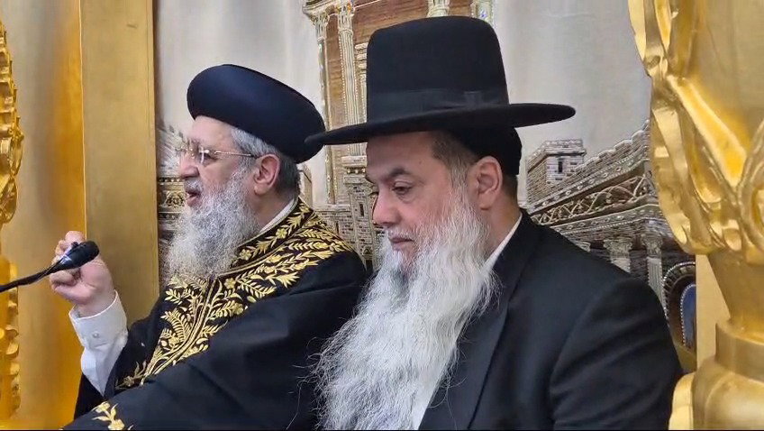 הראשל"צ הגאון רבי דוד יוסף בביקור במוסדות 'יביע אומר'