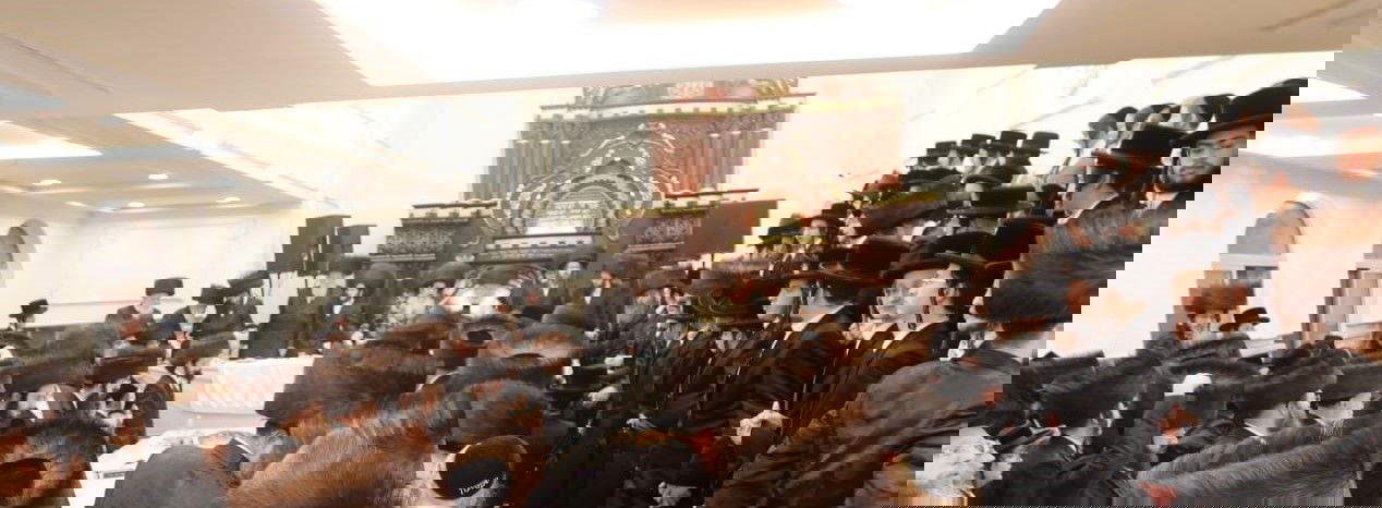 שבת אופריף לבן האדמו"ר מנדבורנה אלעד