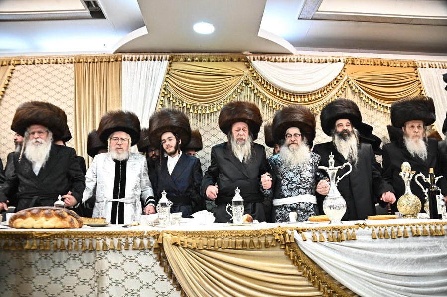 שמחת בית נדבורנה אלעד - זוויעהיל - נאראל - חוסט ווילאמסבורג
