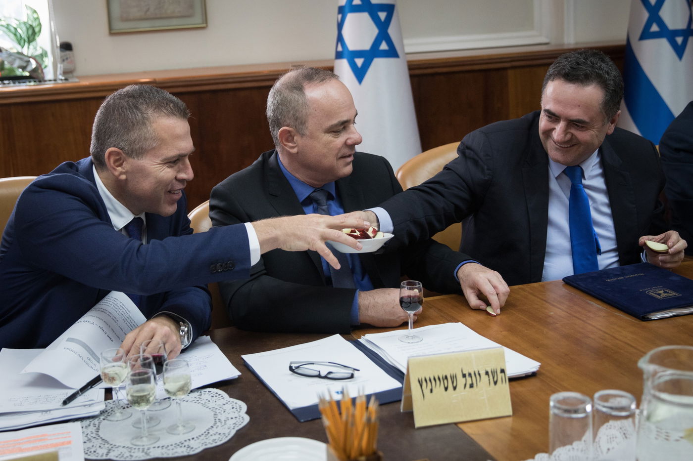 כ"ץ וארדן בימים אחרים | ארכיון