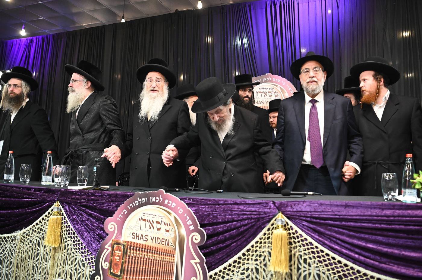 לראשונה
גאוני 'ש"ס
אידן' מארה"ב במבחן על
הש"ס
כולו