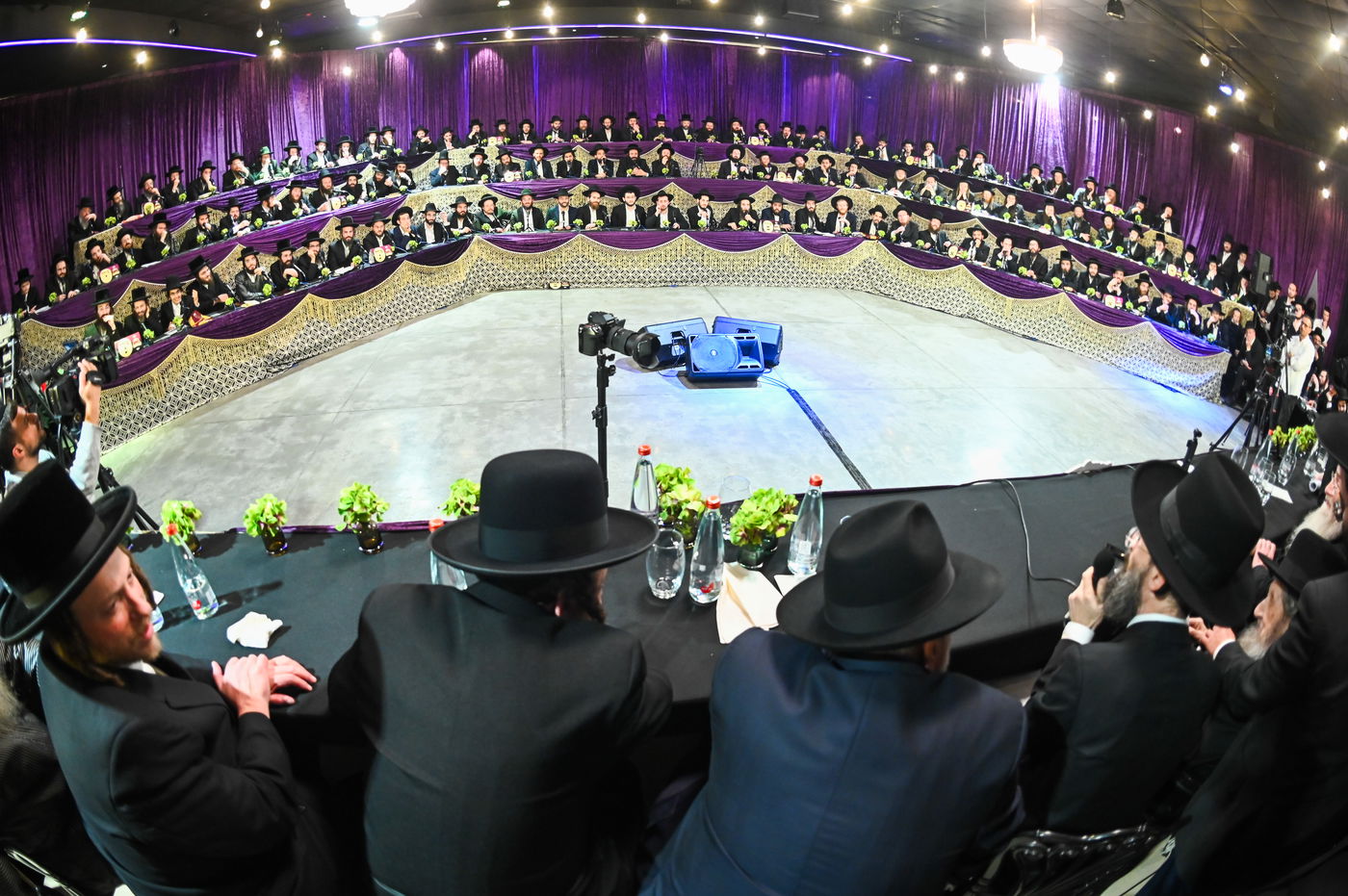 לראשונה
גאוני 'ש"ס
אידן' מארה"ב במבחן על
הש"ס
כולו