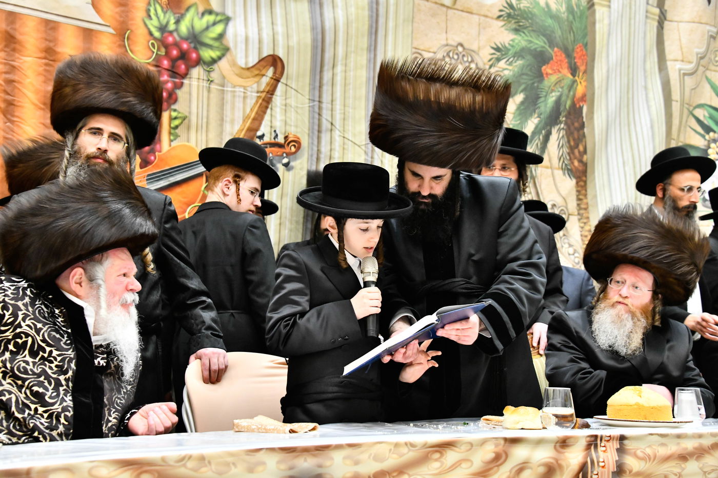 שמחת הבר מצווה לנכד האדמו"ר מפרמישלן