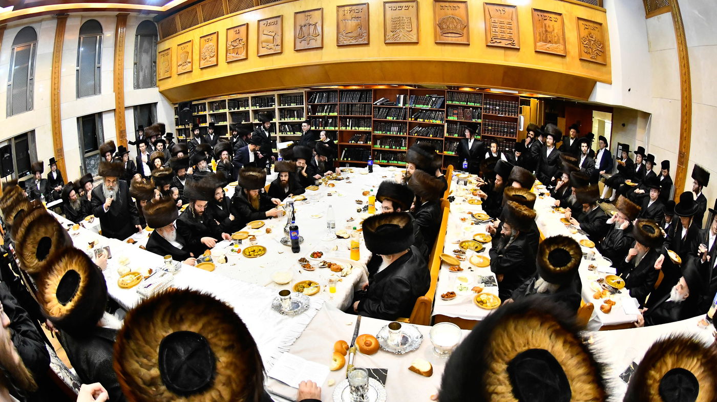 מוצאי שבת שבע ברכות בחצה"ק נאראל