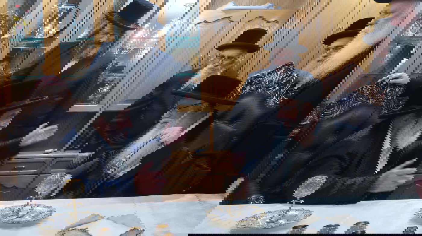 האדמו"ר מצאנז בביקור אצל האדמו"ר מויז'ניץ