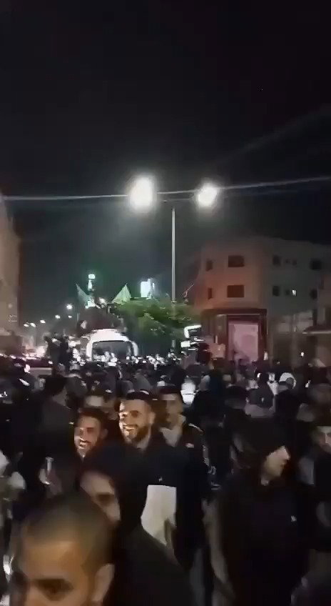 קבלת הפנים למחבלים הפלסטינים, ליד רמאללה