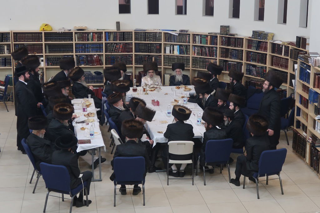 האדמו"ר מסאטמר במנוחה בפאלם ספרינגס 