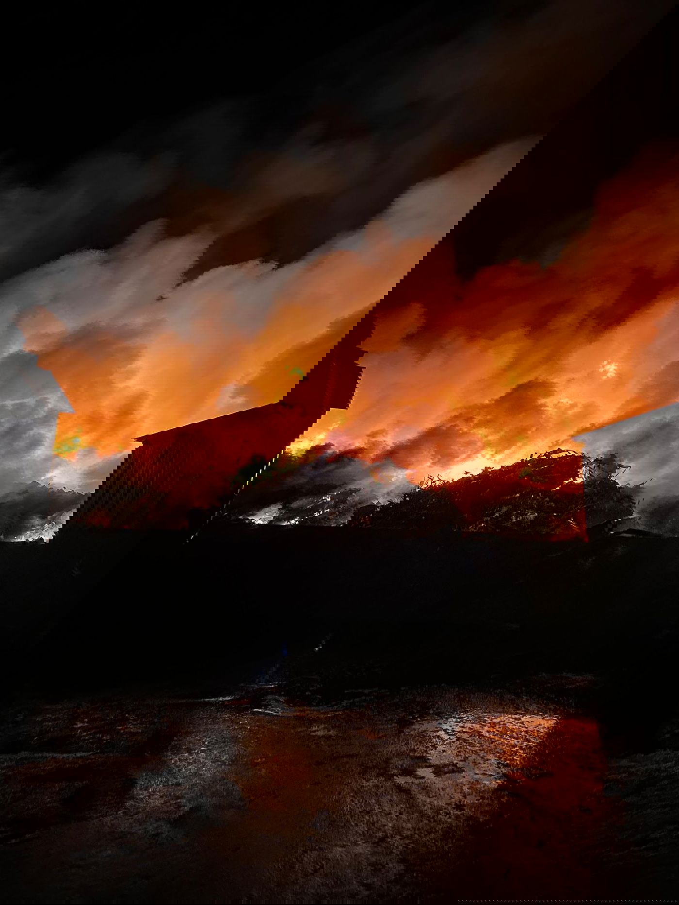 השריפה במפעל בעכו