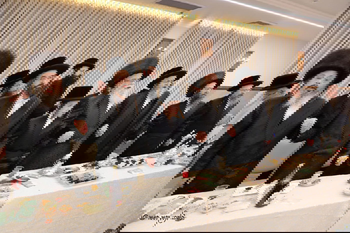 שמחת הבר מצווה לנכד האדמו"ר משידלובצא