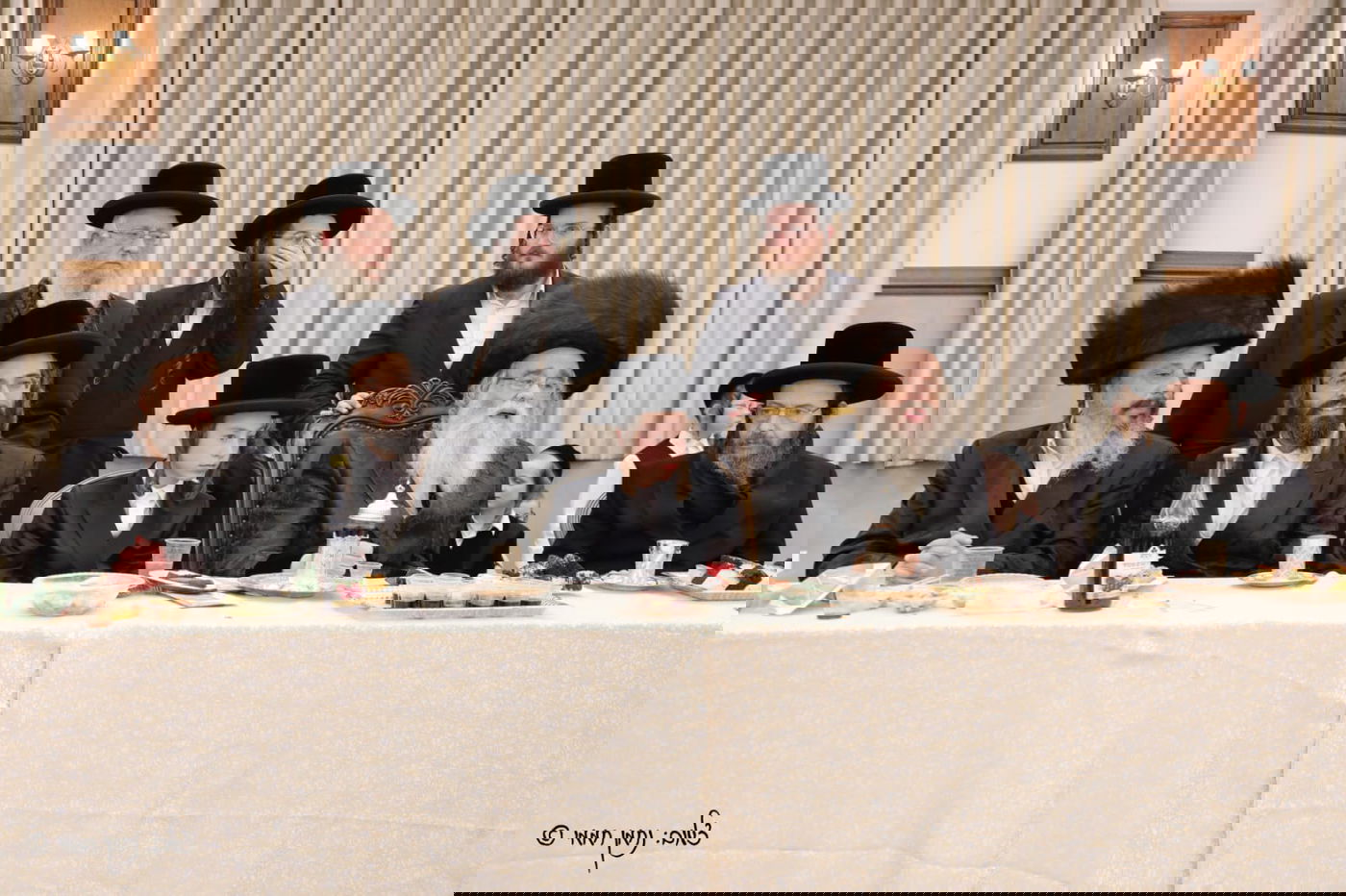 שמחת הבר מצווה לנכד האדמו"ר משידלובצא