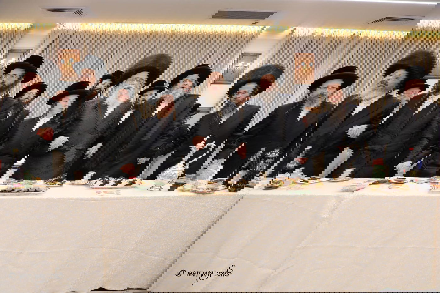 שמחת הבר מצווה לנכד האדמו"ר משידלובצא