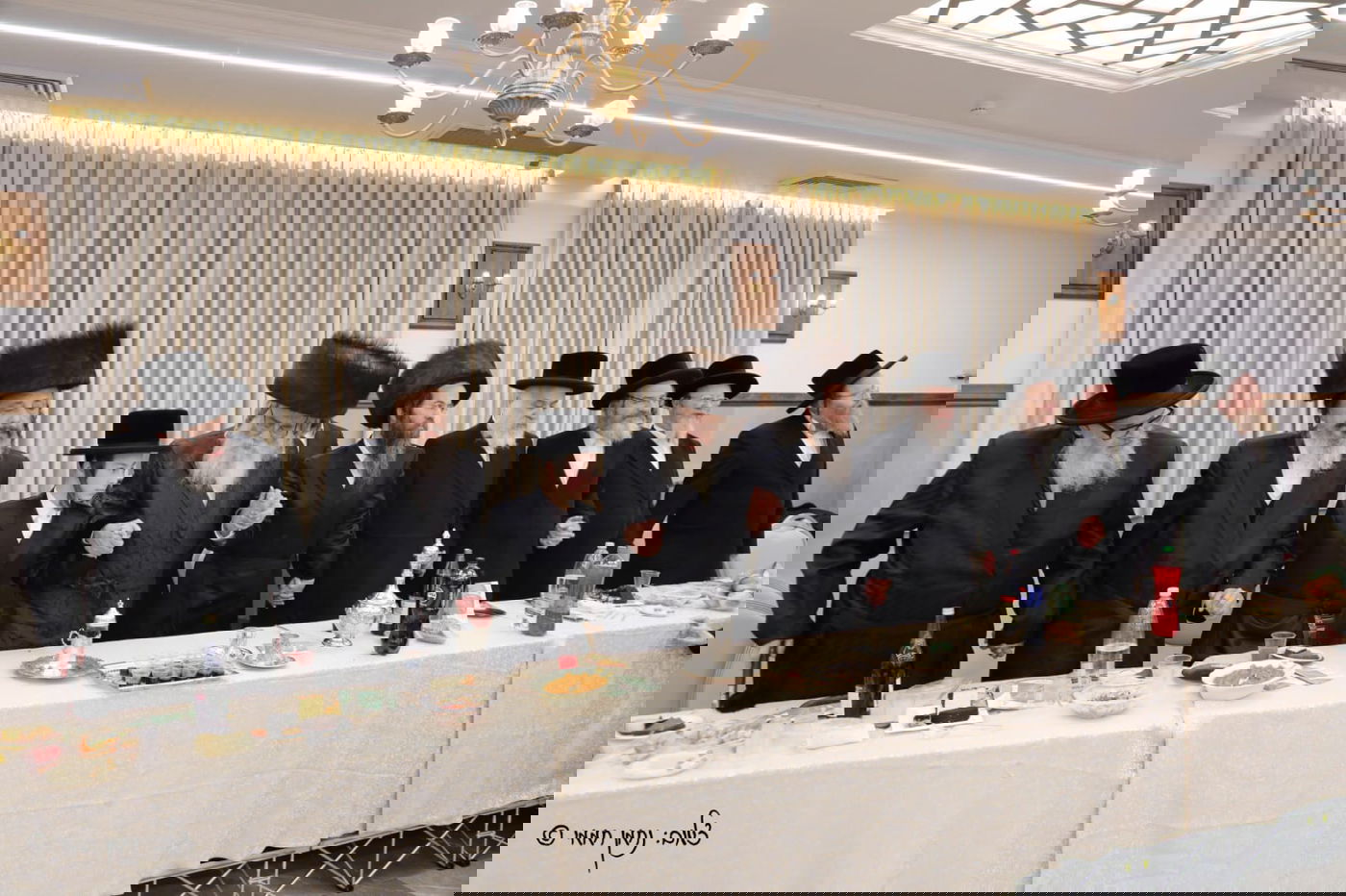 שמחת הבר מצווה לנכד האדמו"ר משידלובצא