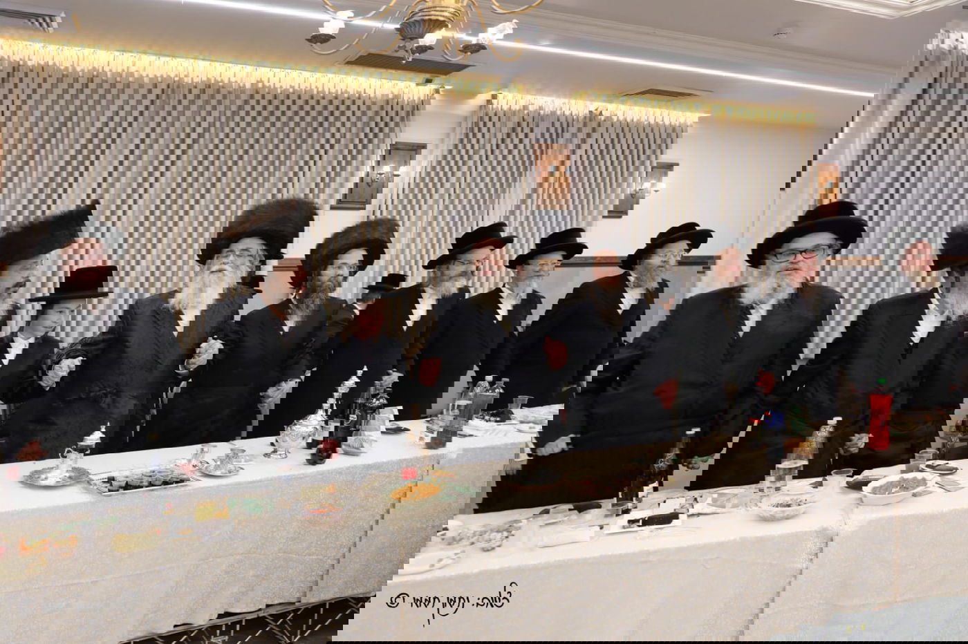 שמחת הבר מצווה לנכד האדמו"ר משידלובצא