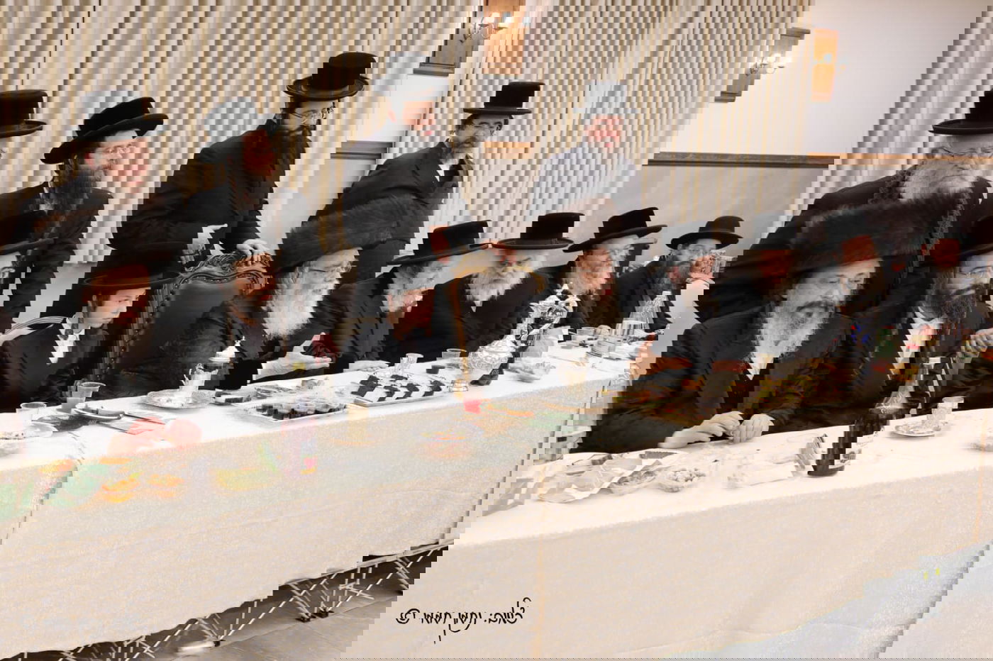 שמחת הבר מצווה לנכד האדמו"ר משידלובצא