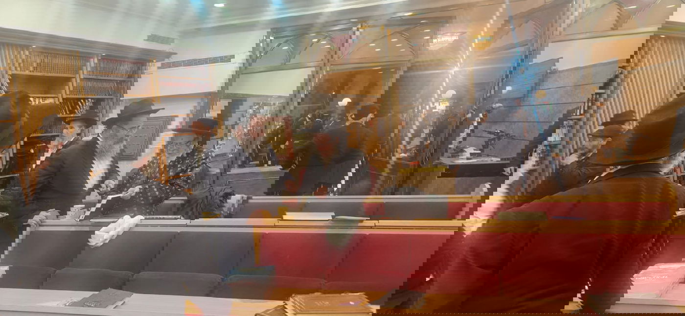 האדמו"ר מסטרופקוב בביקור בכפר חב"ד