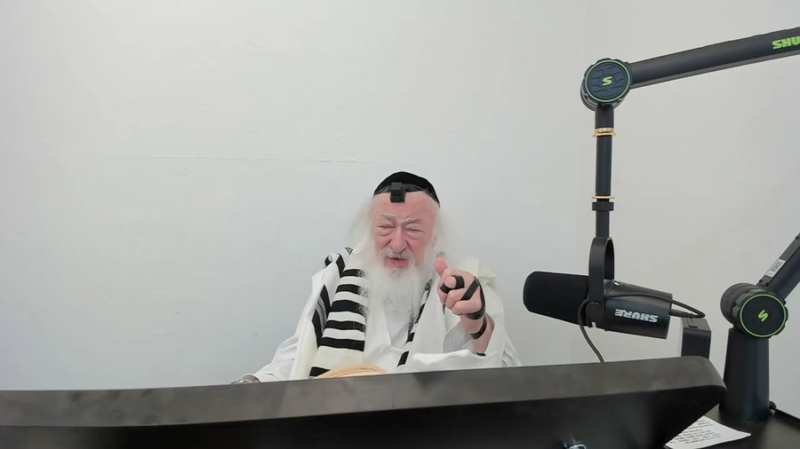 הרב יעקב דוד סטפנסקי בשיעור על מסכת יבמות