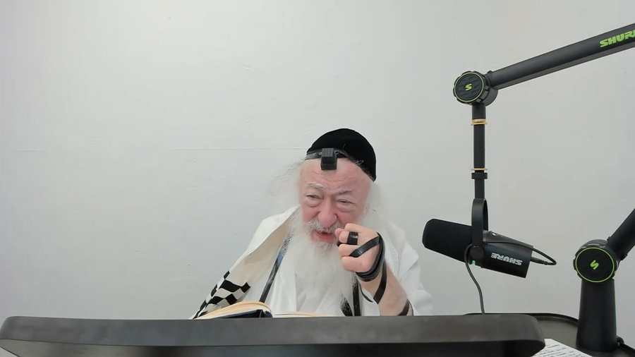 הרב יעקב דוד סטפנסקי בשיעור על מסכת יבמות
