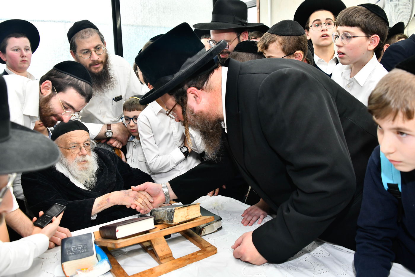 ילדי כרמיאל אצל גדולי ישראל