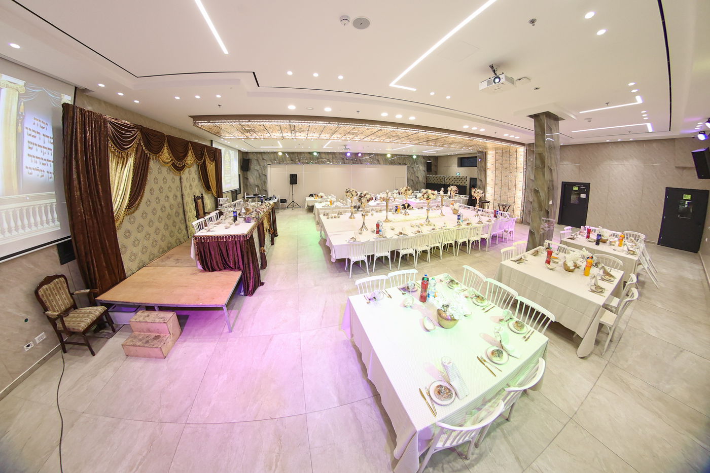 הילולא קדישא בזלאטשוב