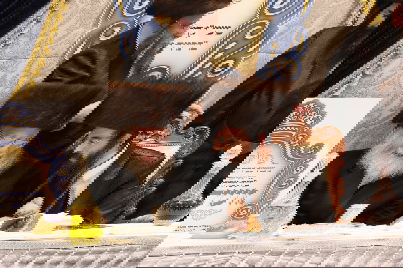 מעמד כבוד התורה וחלוקת תעודות בישיבת 'בית מרדכי' זוועהיל