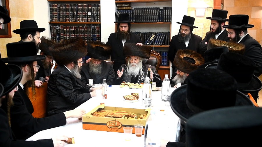 שמחת הברית לנכד האדמו"ר מקרעטשניף י-ם