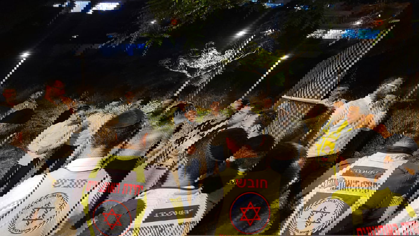 מתנדבי מד''א-הצלה דרום יאבטחו את רבבות העולים להשתטח על ציונו של הבבא סאלי בנתיבות ביומא דהילולא