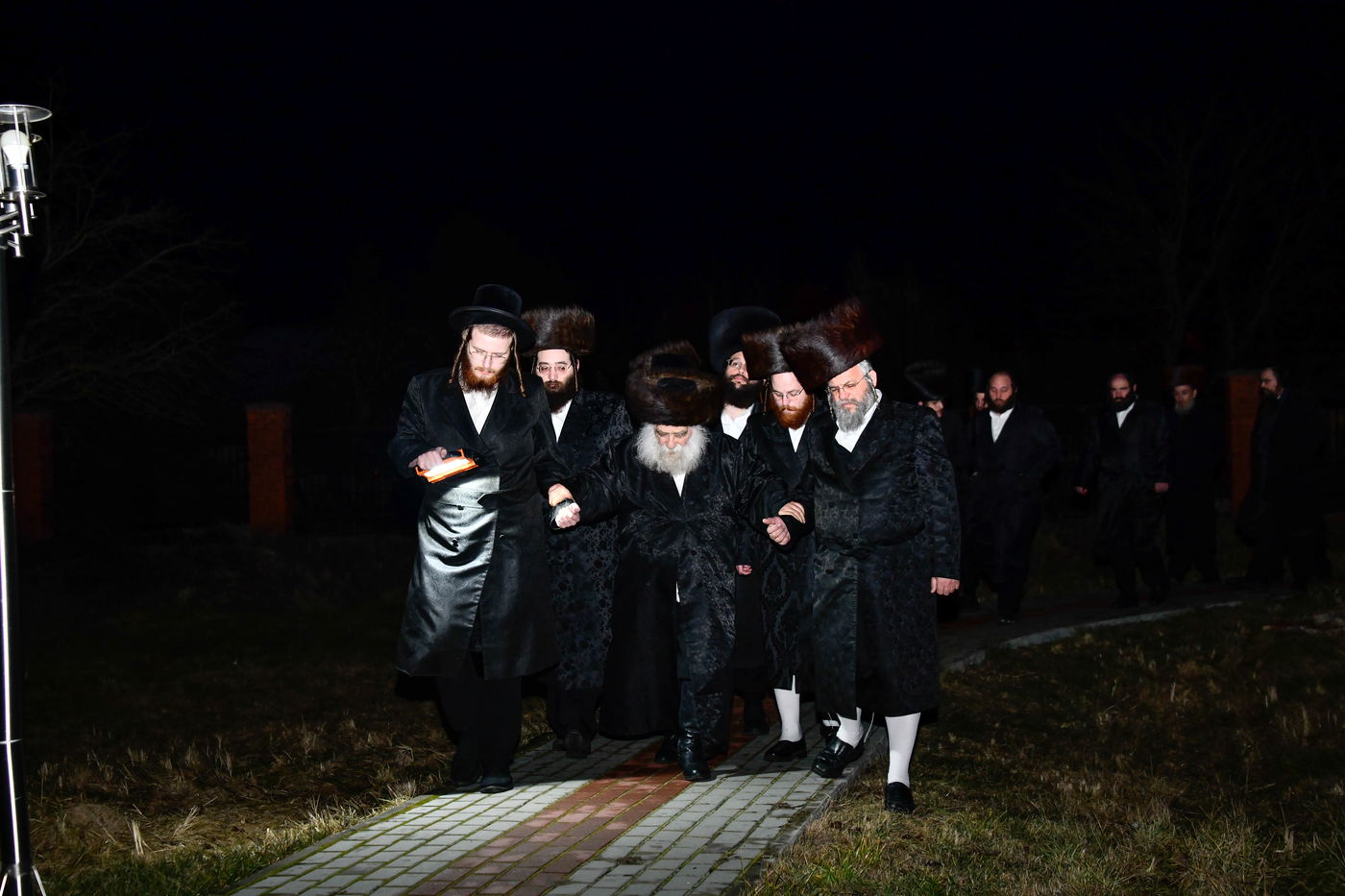 גאב"ד מאקאווא במסע הקודש לפולין