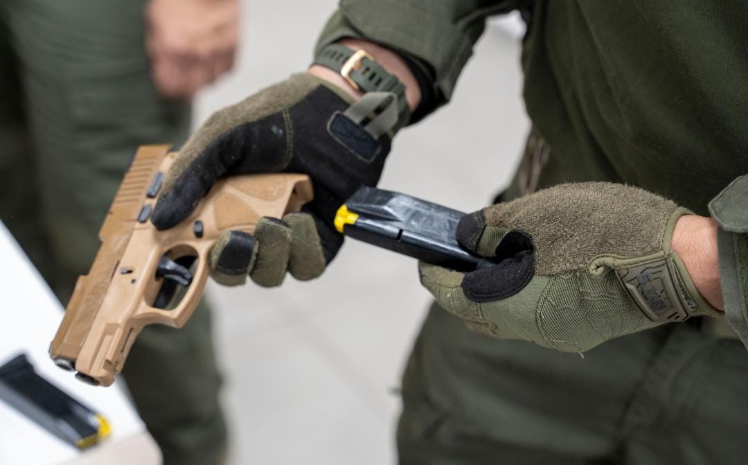 הנשקים שנתפסו והמעצר