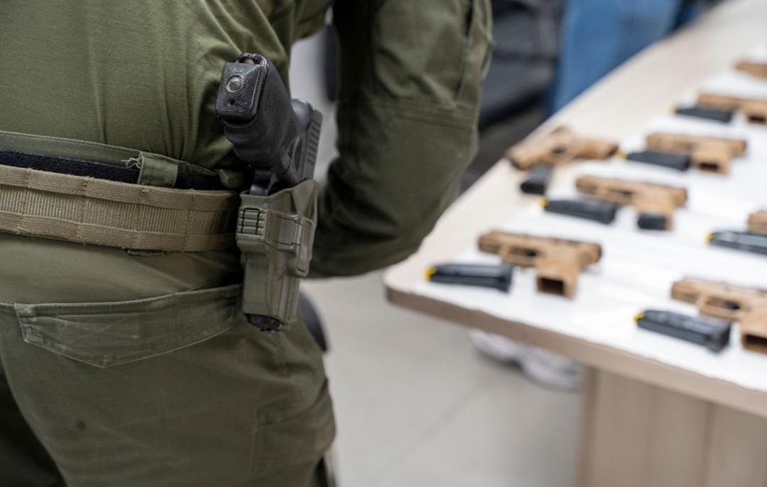 הנשקים שנתפסו והמעצר