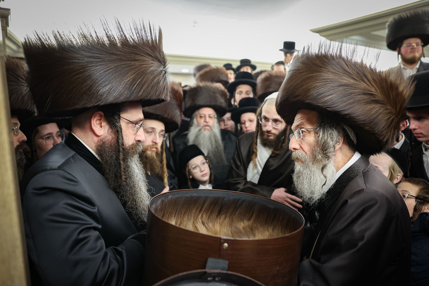 שבת אופריף לבן הגה"צ רבי אלימלך בידרמן