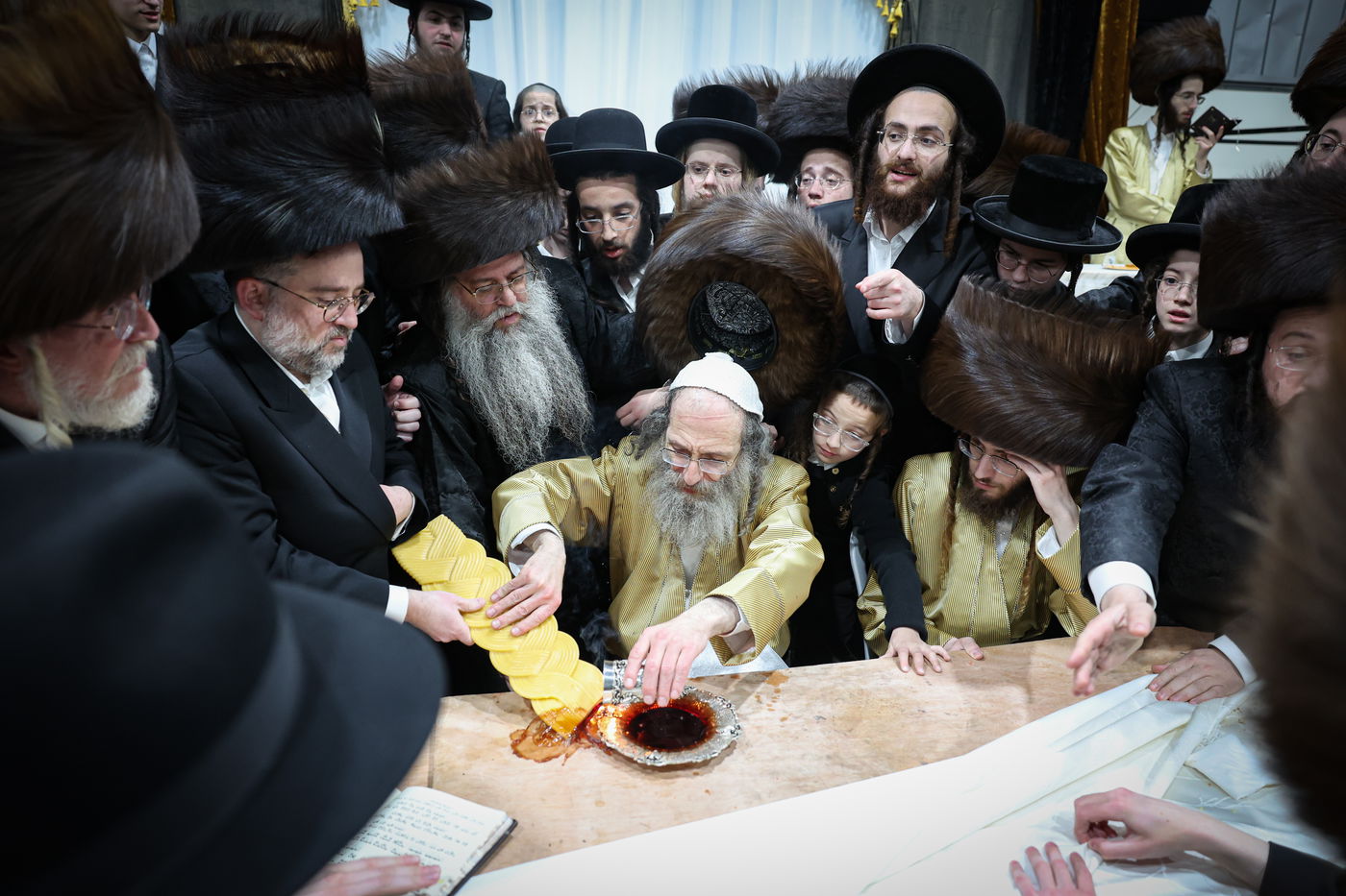 שבת אופריף לבן הגה"צ רבי אלימלך בידרמן