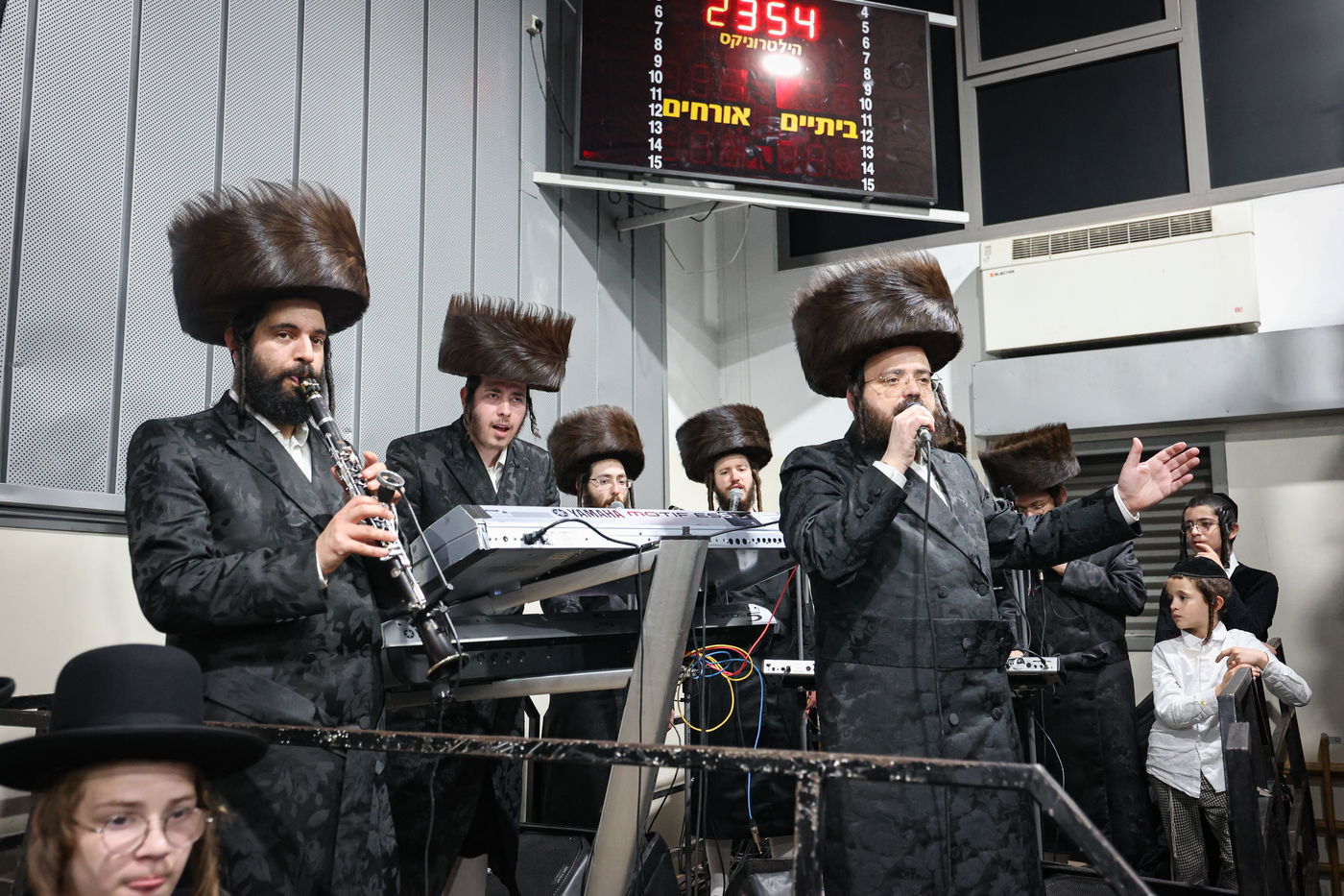 שבת אופריף לבן הגה"צ רבי אלימלך בידרמן