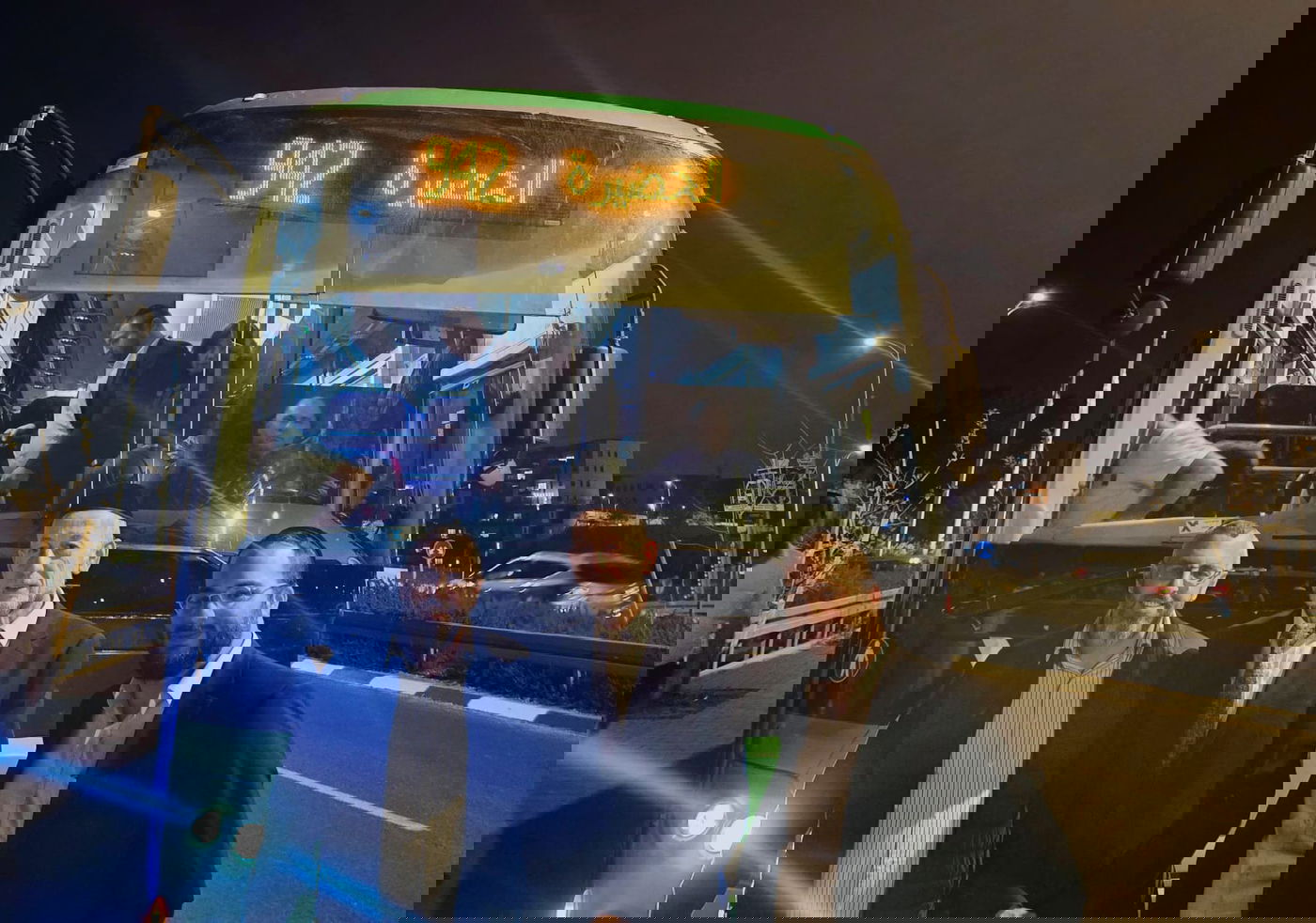 ראש העיר, הנציג החרדי ואורי מקלב חונכים היום את הקו החדש