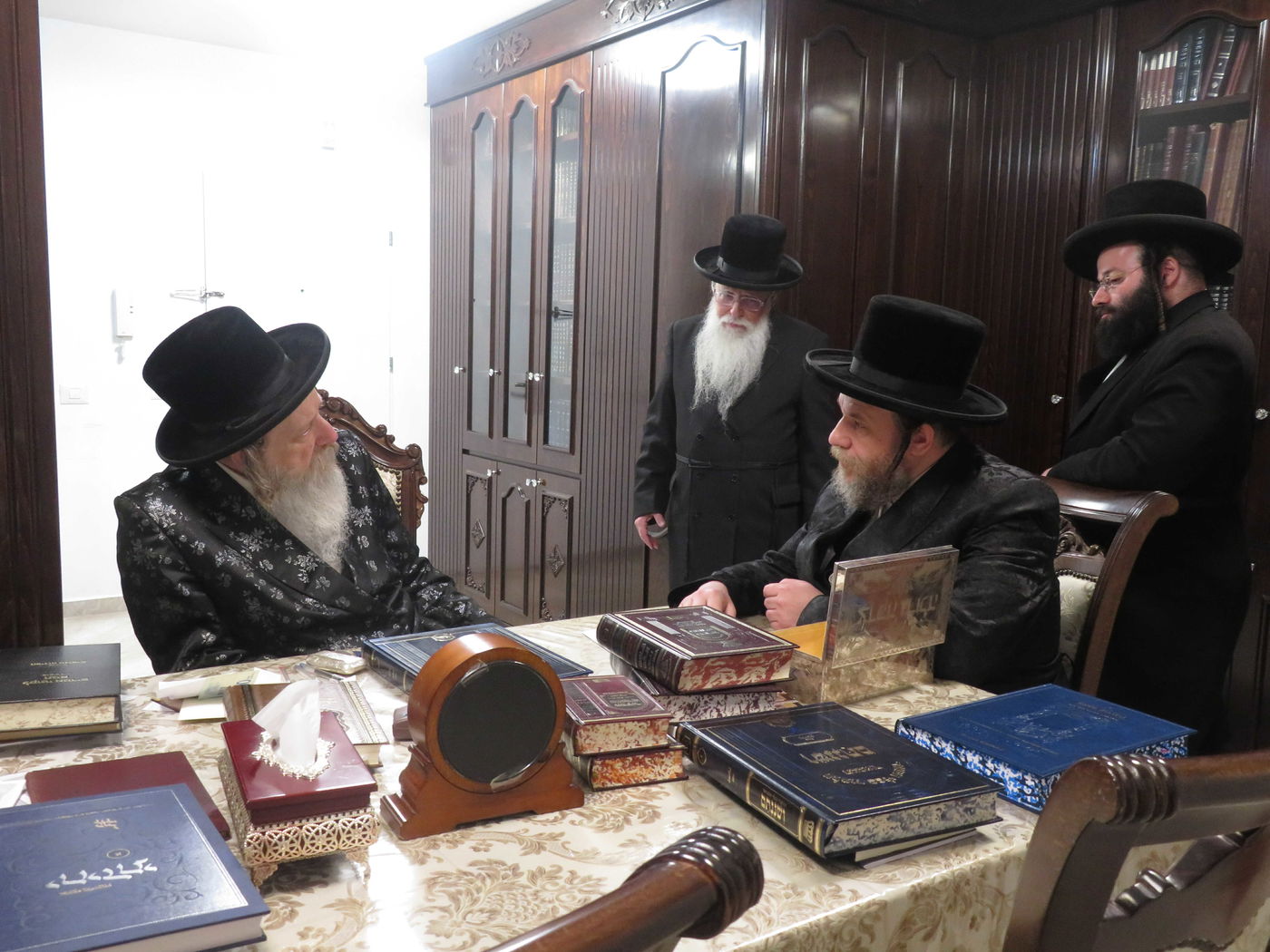 הרה"צ רבי יעקב מרדכי הגר בביקור בדזיקוב