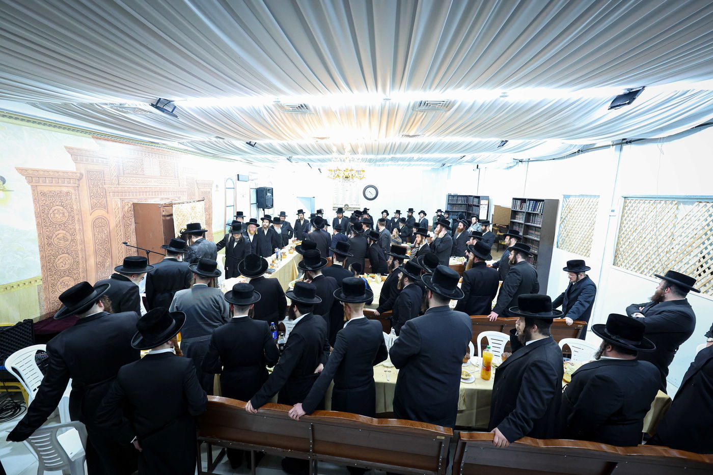 ההילולה בראשות האדמו"ר מספינקא בית שמש