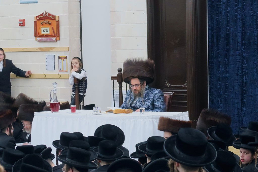 שבת התאחדות בישיבת סאטמר בווילאמסבורג