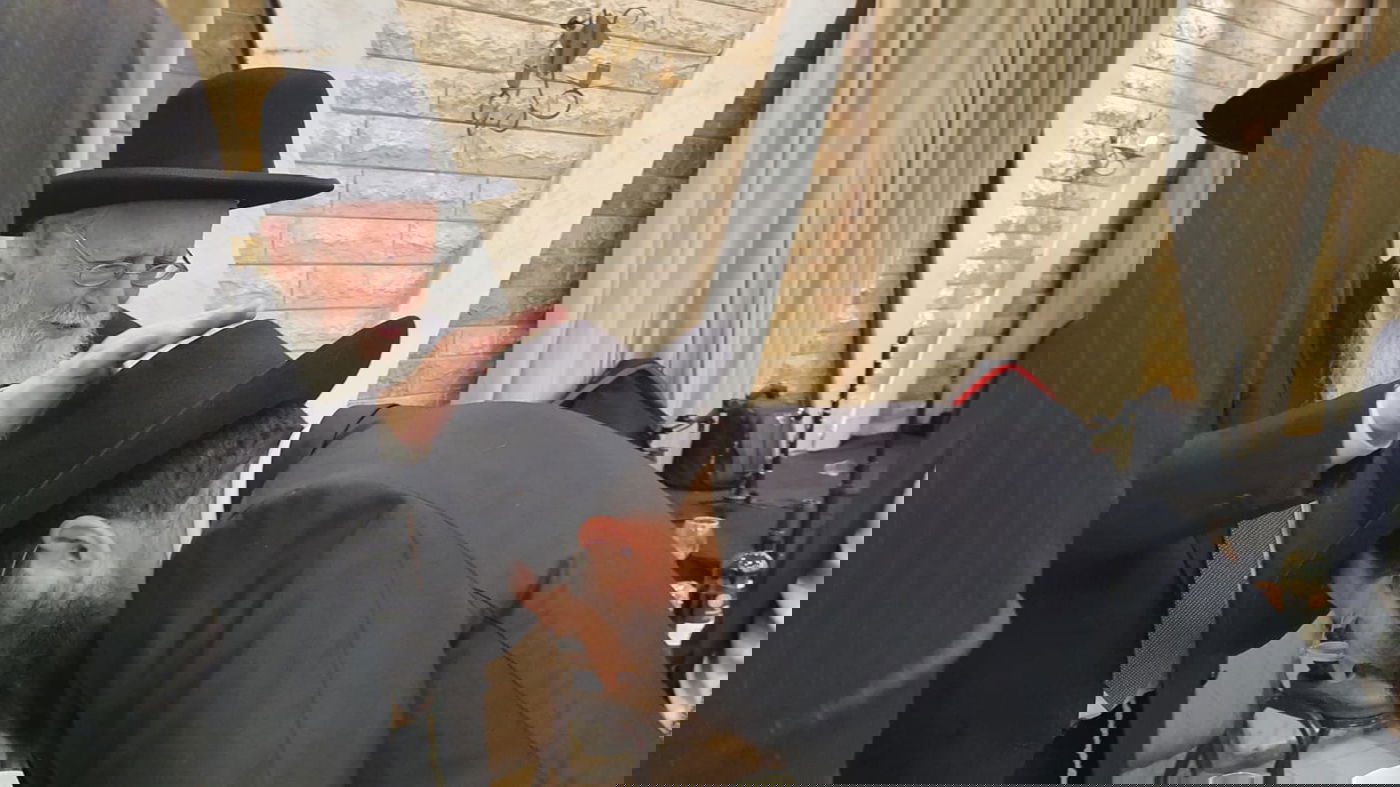 שמחת נישואי נכד הגר"א סאלים עם נכדת הגרש"י זעפראני 