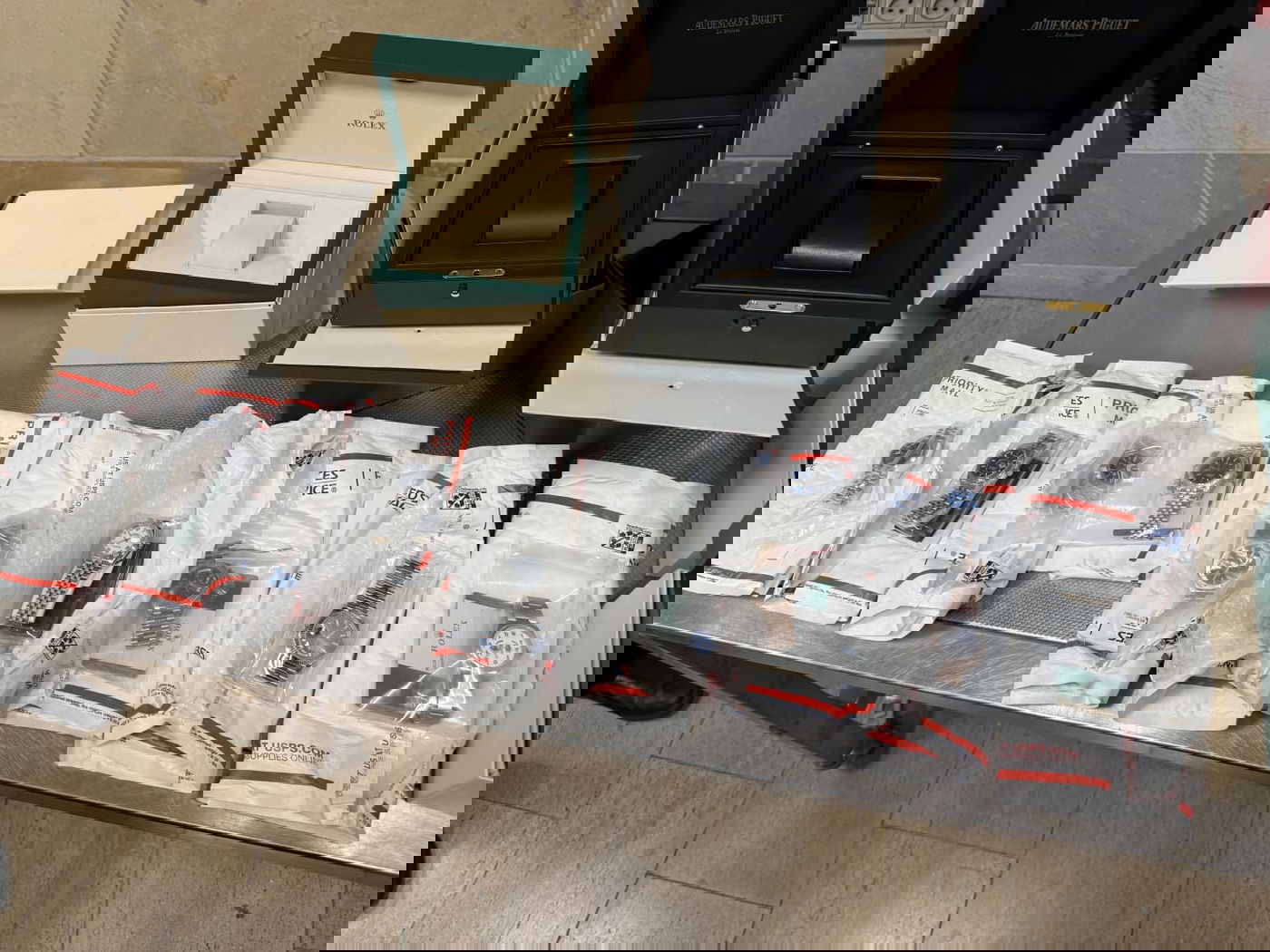 תמונות של השעונים