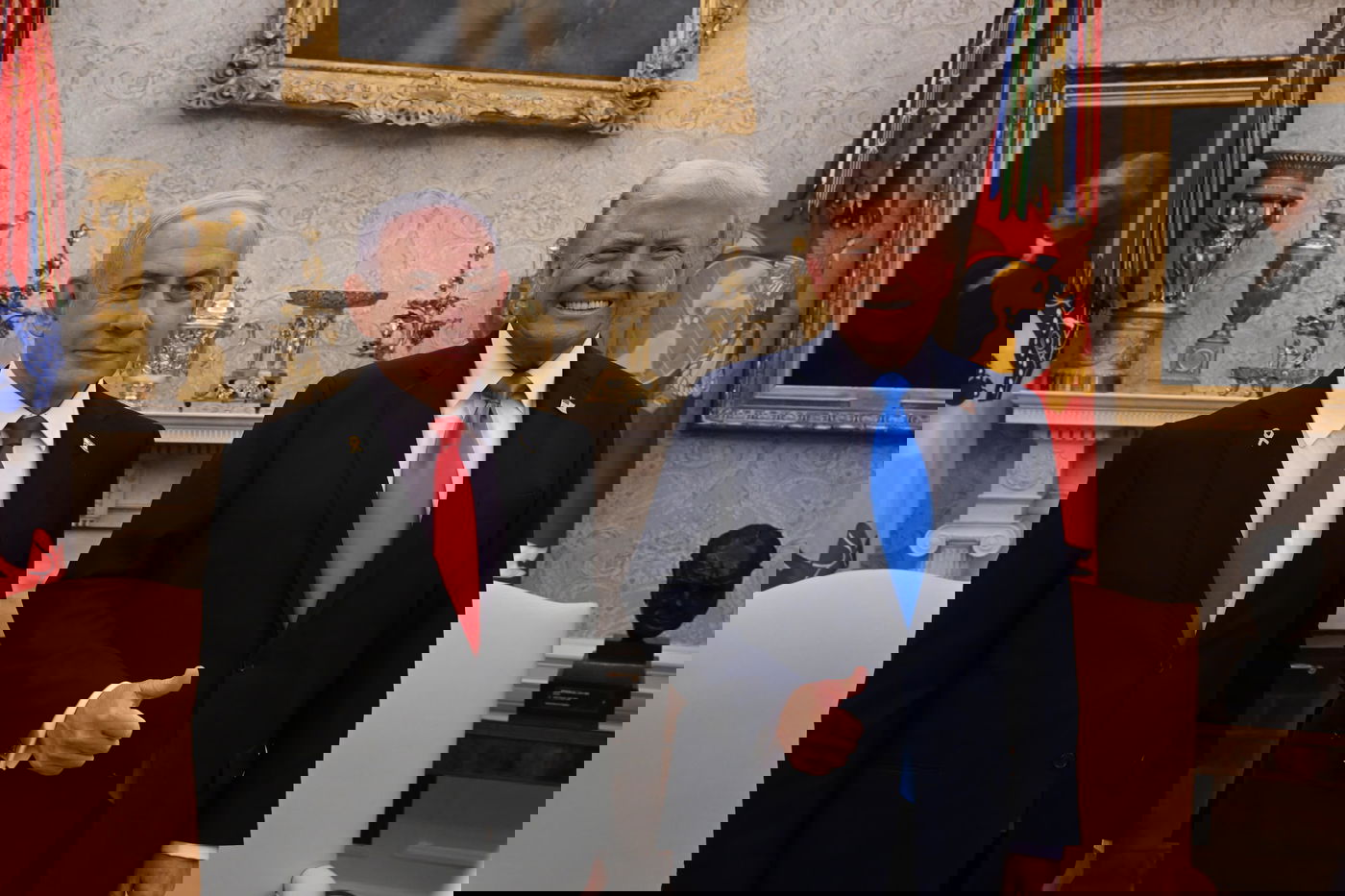 ראש הממשלה בנימין נתניהו בפגישה עם נשיא ארצות-הברית דונלד טראמפ בחדר הסגלגל בבית הלבן  