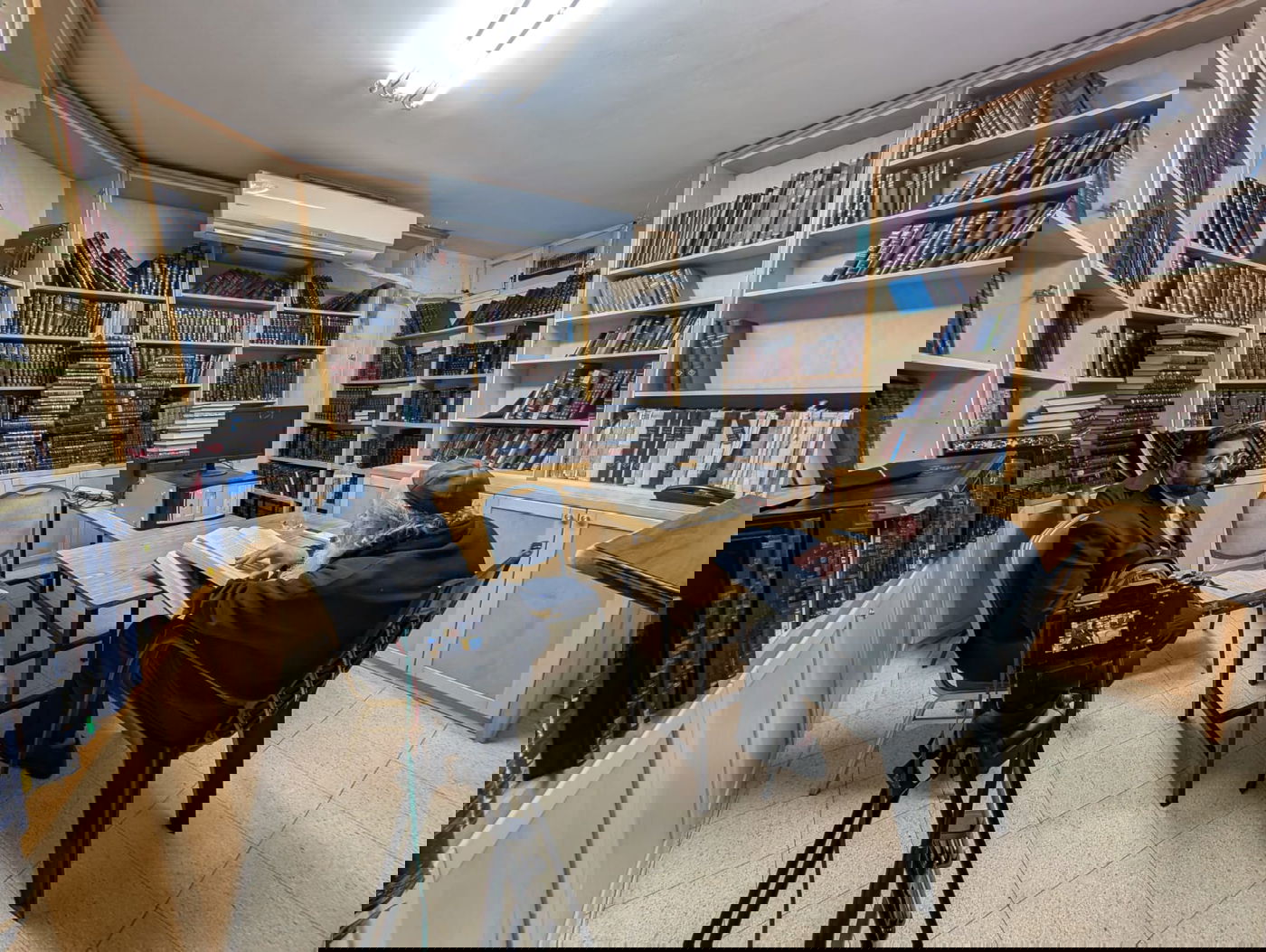 המקובל הרב יעקב עדס עם יוסי עבדו