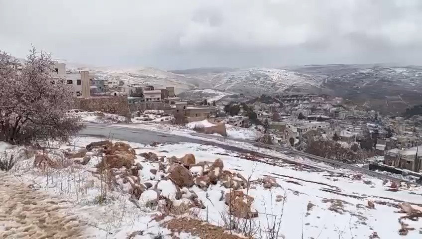 שלג במג'דל שאמס בצפון הארץ