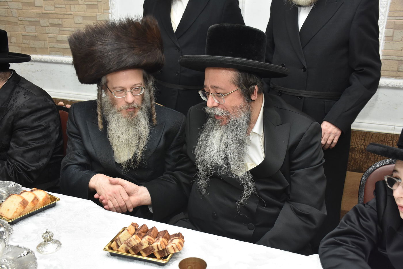 שמחת הבר מצווה לבן האדמו"ר מנדבורנה אראד ב"ב