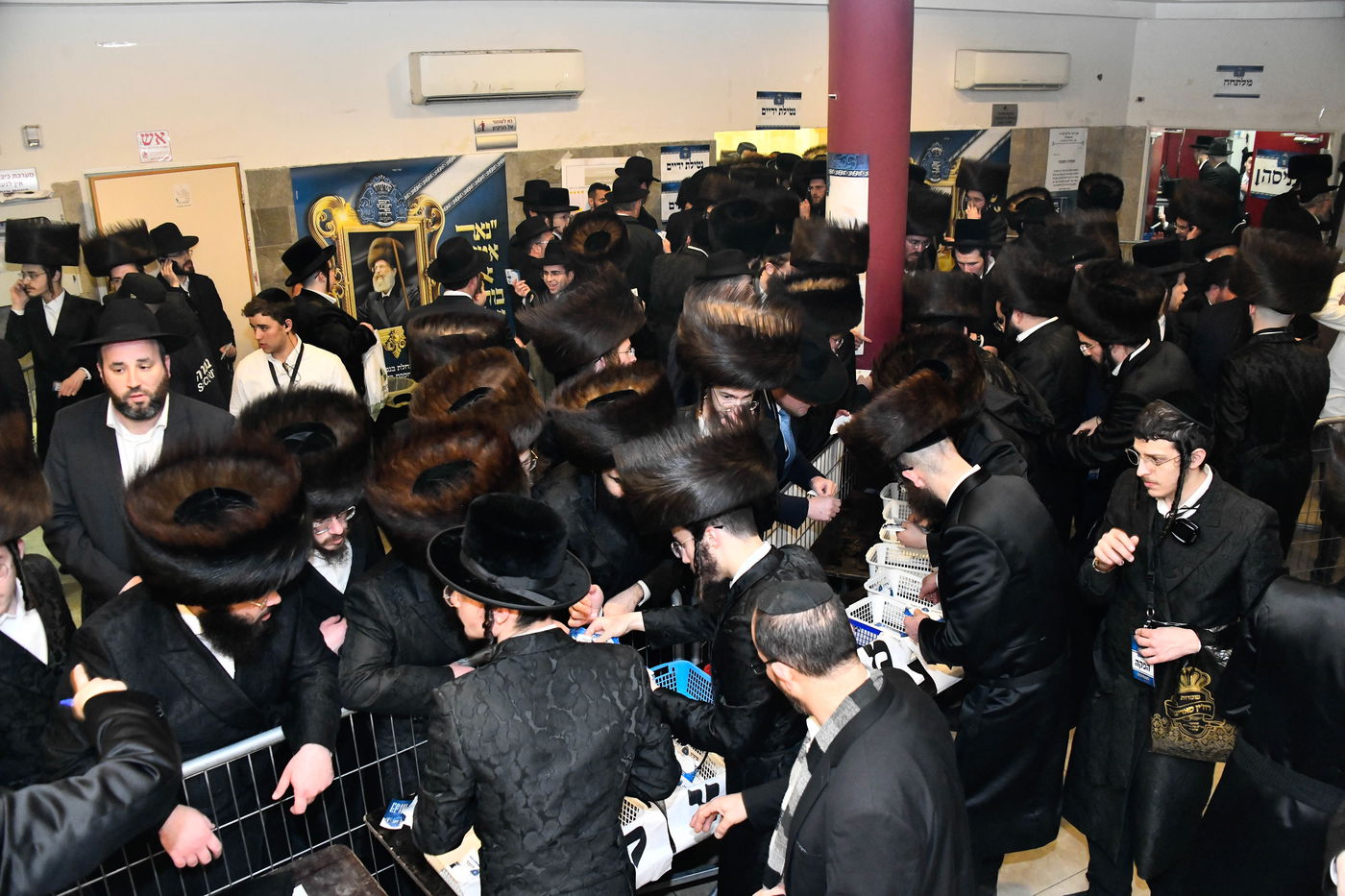 הכנסת ספר תורה בחצה"ק סאדיגורה