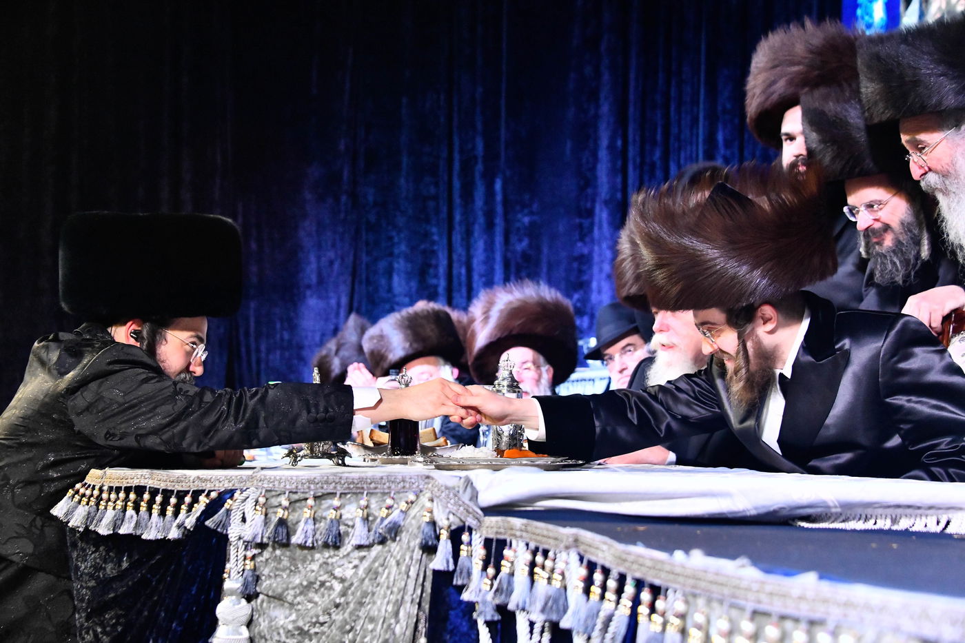 הכנסת ספר תורה בחצה"ק סאדיגורה